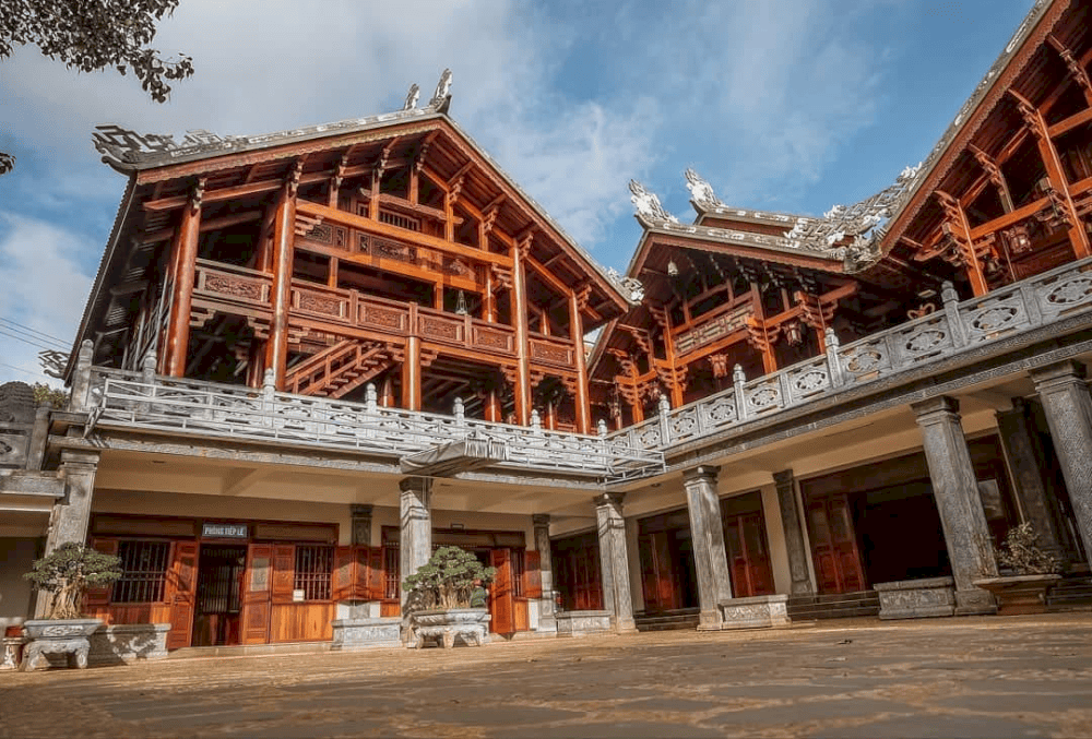 Ngôi chùa cổ kính với thiết kế đẹp